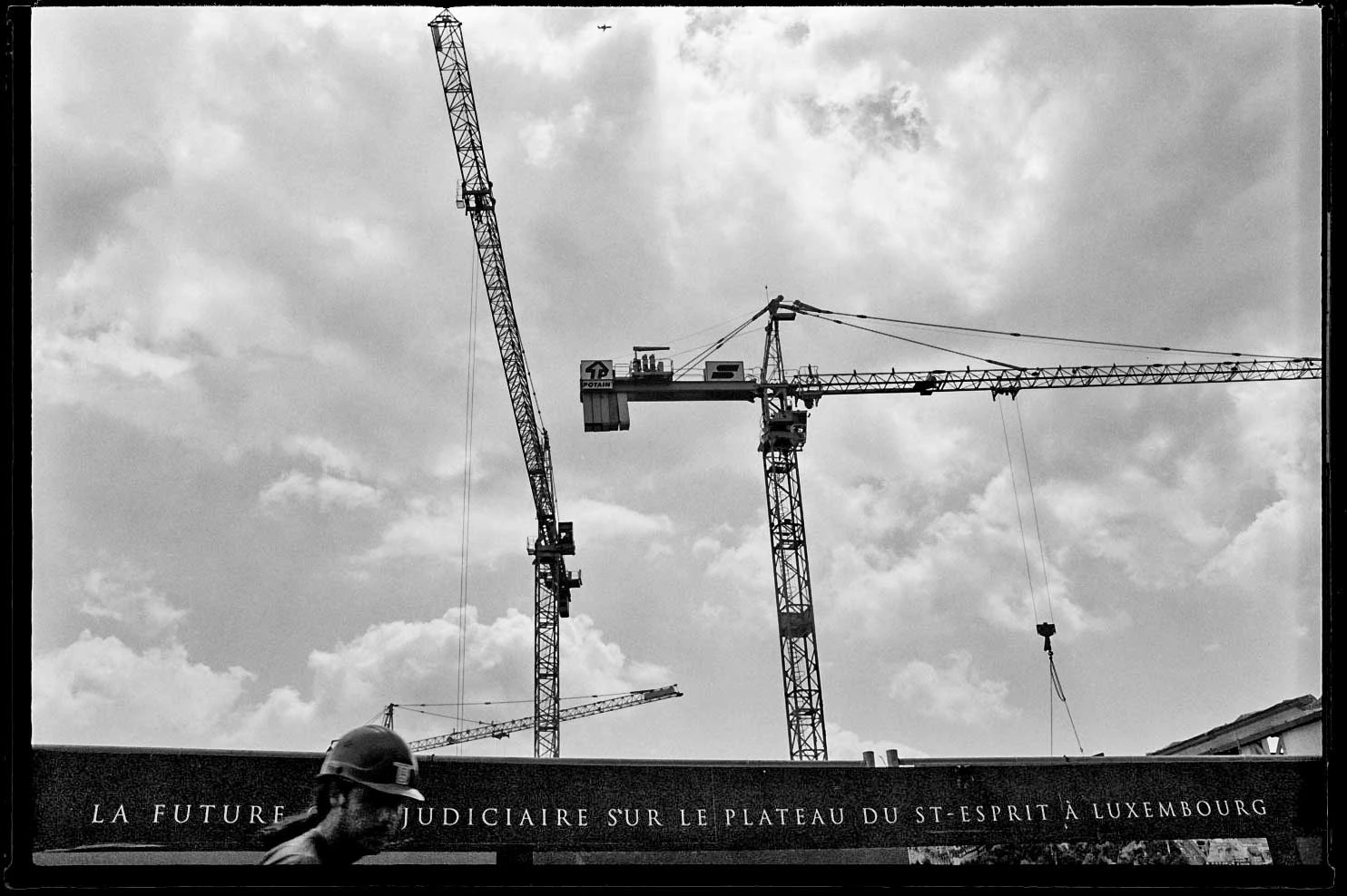 luxembourg-2006-street-photography-nader-ghavami-64