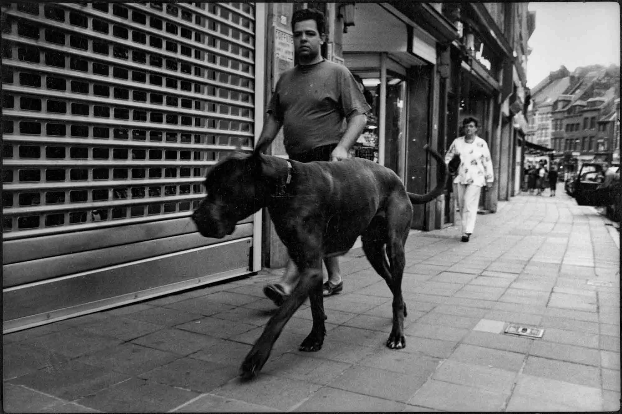 namur-1994-street-photography-nader-ghavami-66